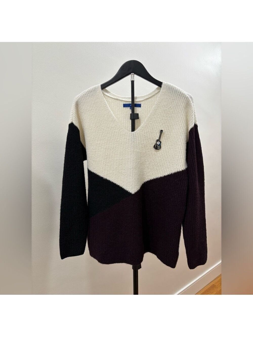 248. Apt. 9 Black, Cream, and Purple V-Neck Sweater